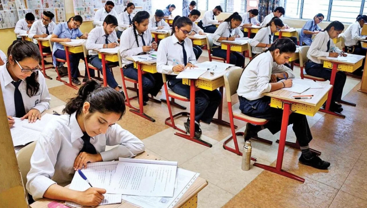 दिल्ली में प्राइवेट स्कूलों की फीस पर रोक New law बना अभिभावकों की उम्मीद